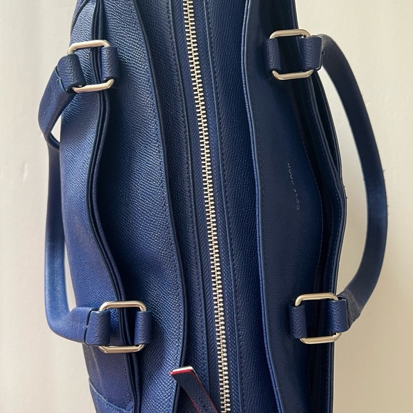 Cole Haan American Airlines Blue Leather Travel Bag - Picture 4 of 12